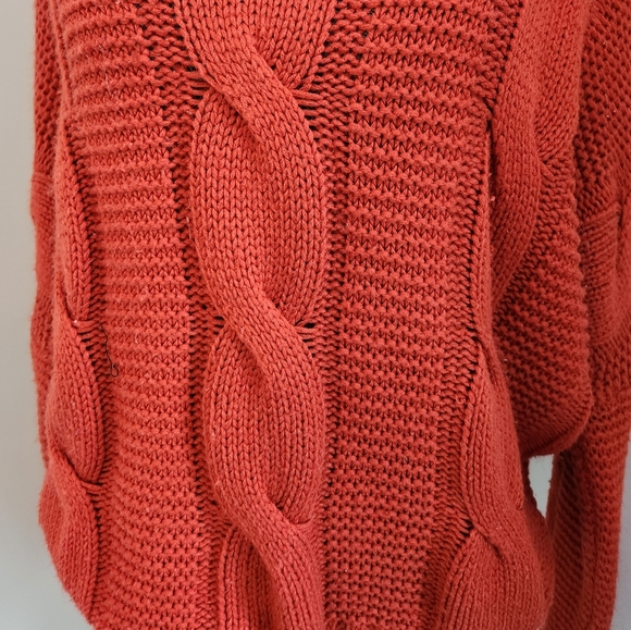 Lulu's Sweater - Picture 9 of 9